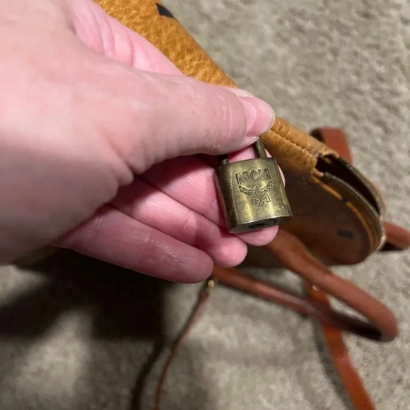 MCM Authentic Alma Visetos Cognac 2 Way Shoulder Bag made in Germany - Picture 9 of 11